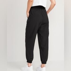 Old navy TALL Stretchtech Cargo Joggers